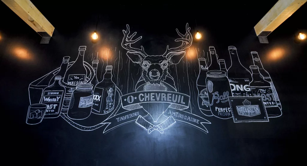 Murale crée par Taktik design pour le restaurant O'Chevreuil.
